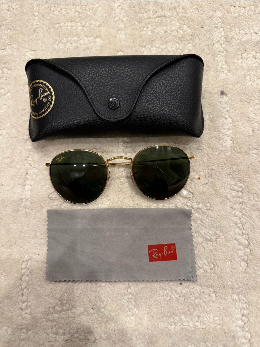 Ray-Ban RB3447 Round Gold Frame Sunglasses with Dark Green Lenses